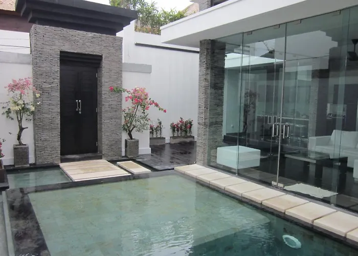 Villa 6-8br! View Sky Club, Brilliant Location, Of *