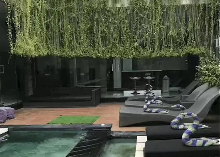 6-8br! View Sky Club, Brilliant Location, Of Seminyak