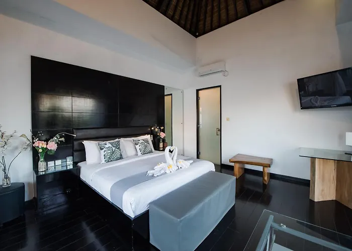 6-8br! View Sky Club, Brilliant Location, Of * Seminyak