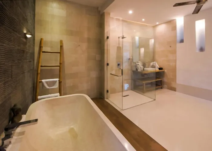 6-8br! View Sky Club, Brilliant Location, Of