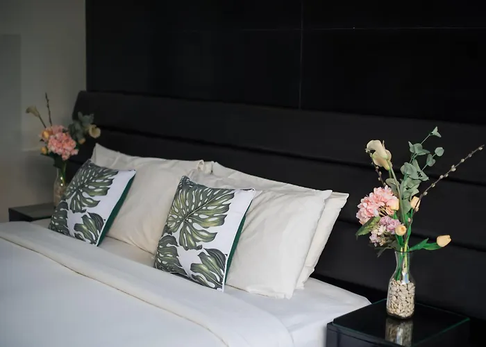 6-8br! View Sky Club, Brilliant Location, Of Villa Seminyak