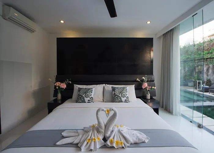 Villa 6-8br! View Sky Club, Brilliant Location, Of