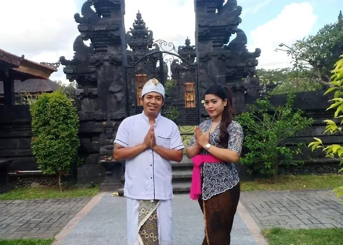 6-8br! View Sky Club, Brilliant Location, Of Villa Seminyak