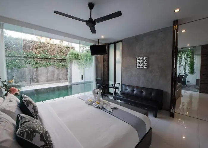 Villa 6-8br! View Sky Club, Brilliant Location, Of