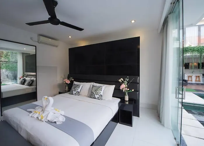 Villa 6-8br! View Sky Club, Brilliant Location, Of *