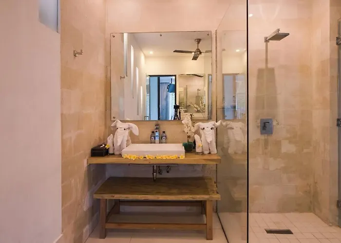 6-8br! View Sky Club, Brilliant Location, Of Villa Seminyak